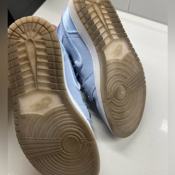 Jordan 1 High: Season of Her Hydrogen Blue (Women’s) - Picture 5 of 7